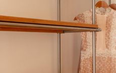 Zimmer-202-Schrank-3